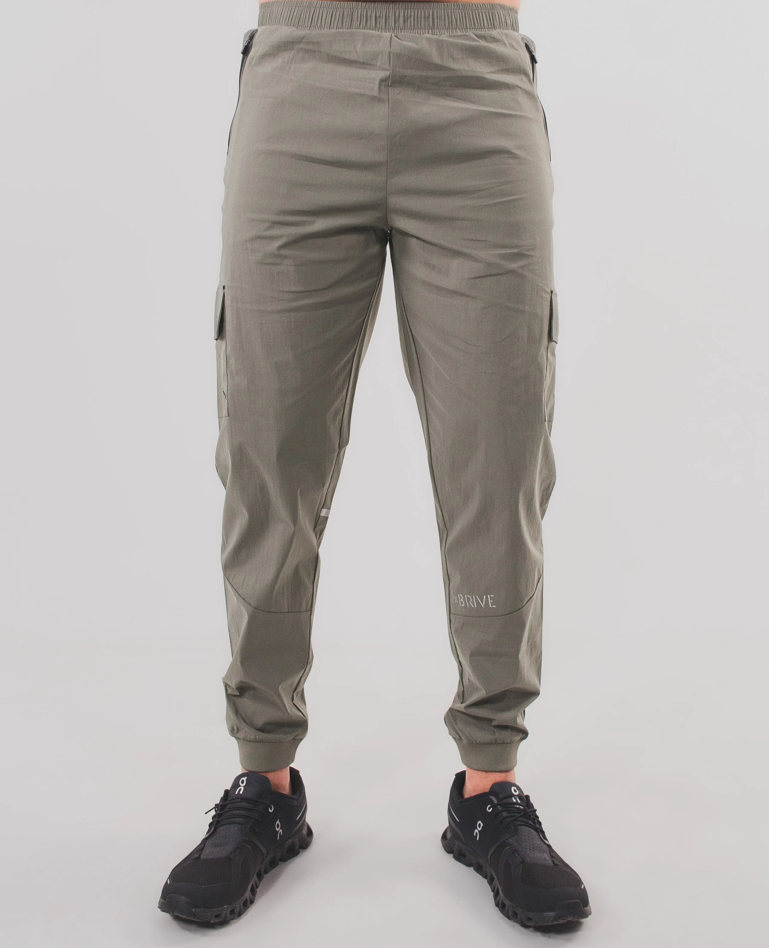 Active Cargo Joggers - Matte Green