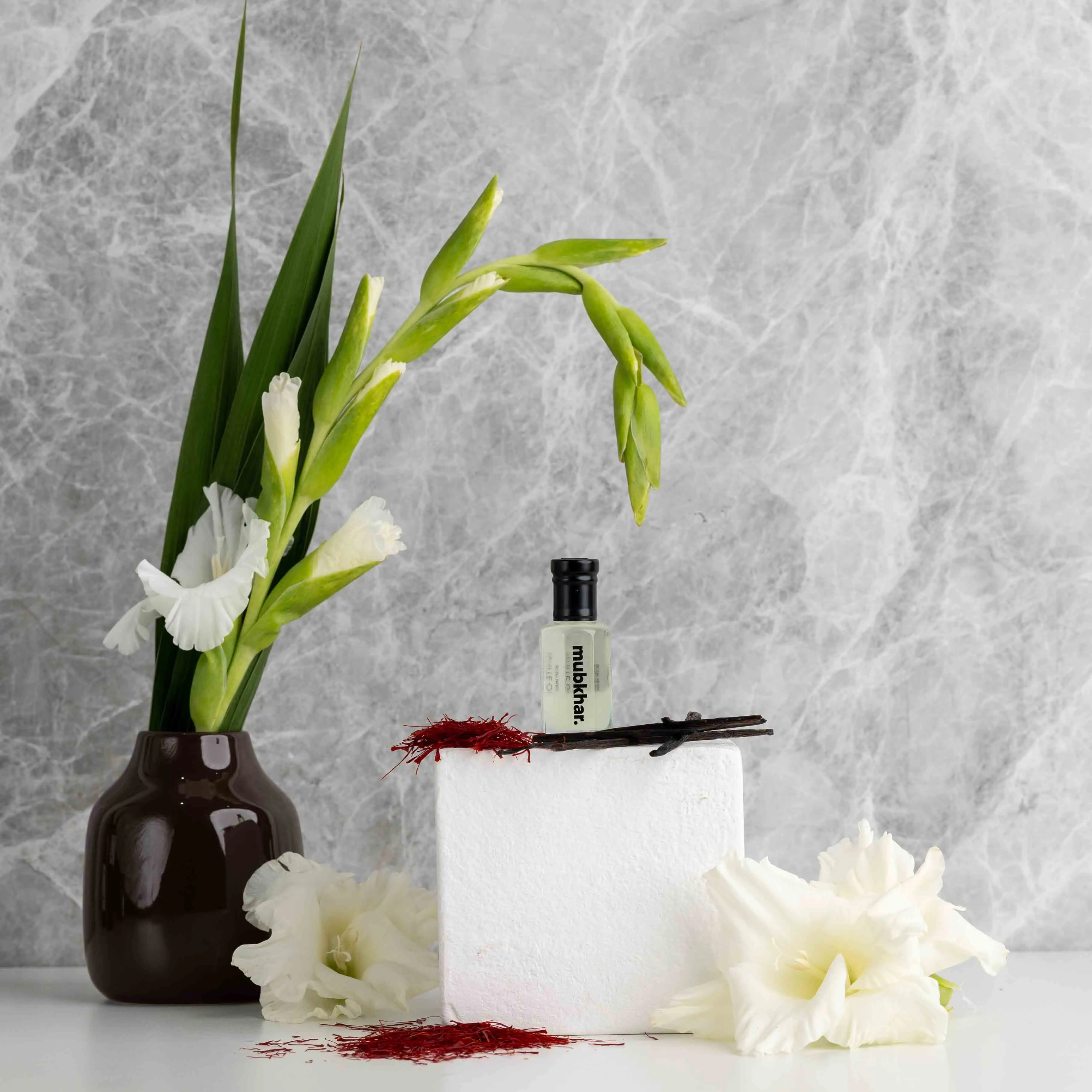 White Oud Body Musk - 12 gm - Unisex