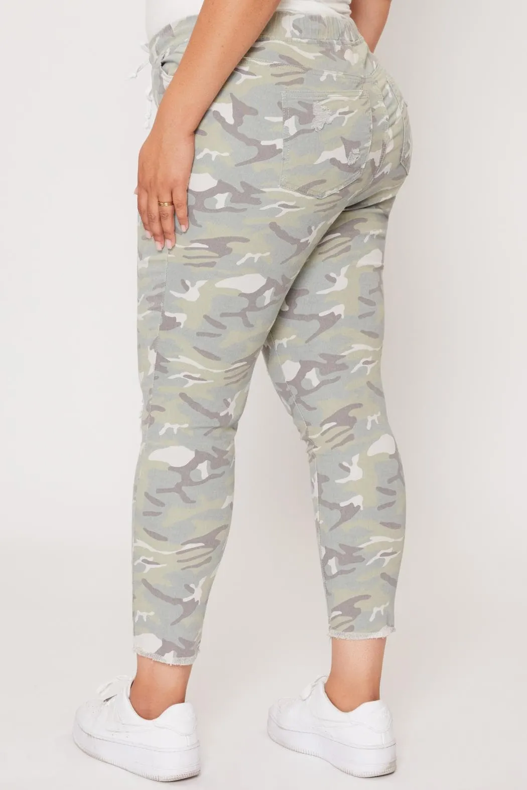 Women's Plus Size High Rise Ankle Jogger
