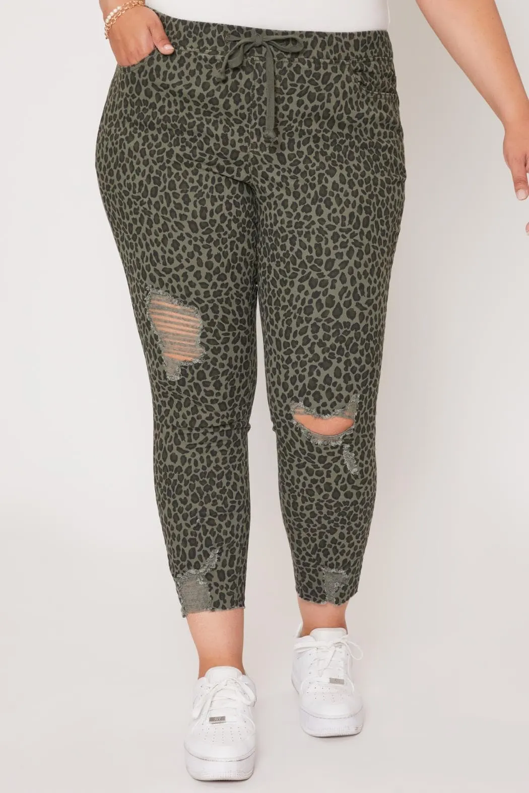 Women's Plus Size High Rise Ankle Jogger