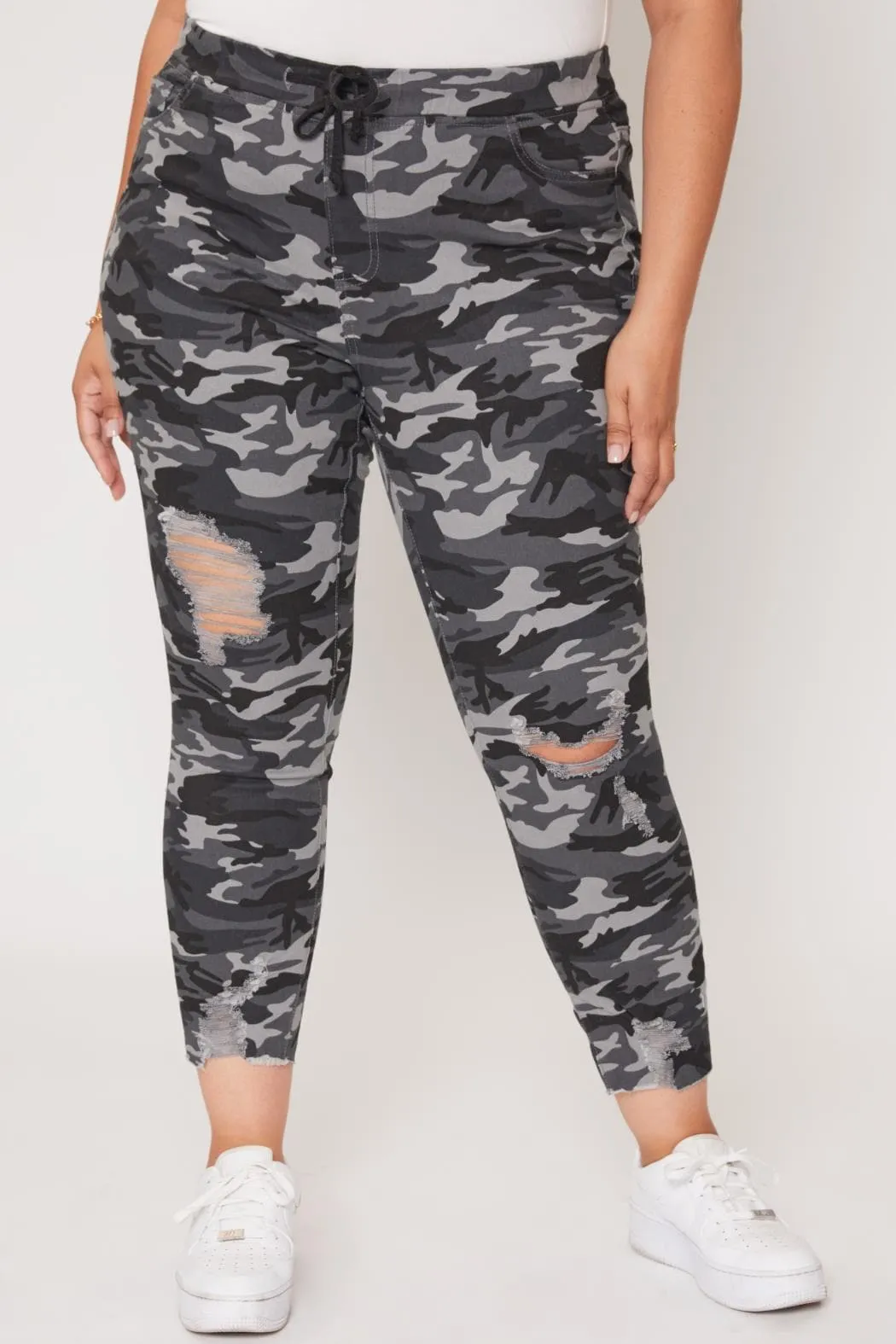Women's Plus Size High Rise Ankle Jogger